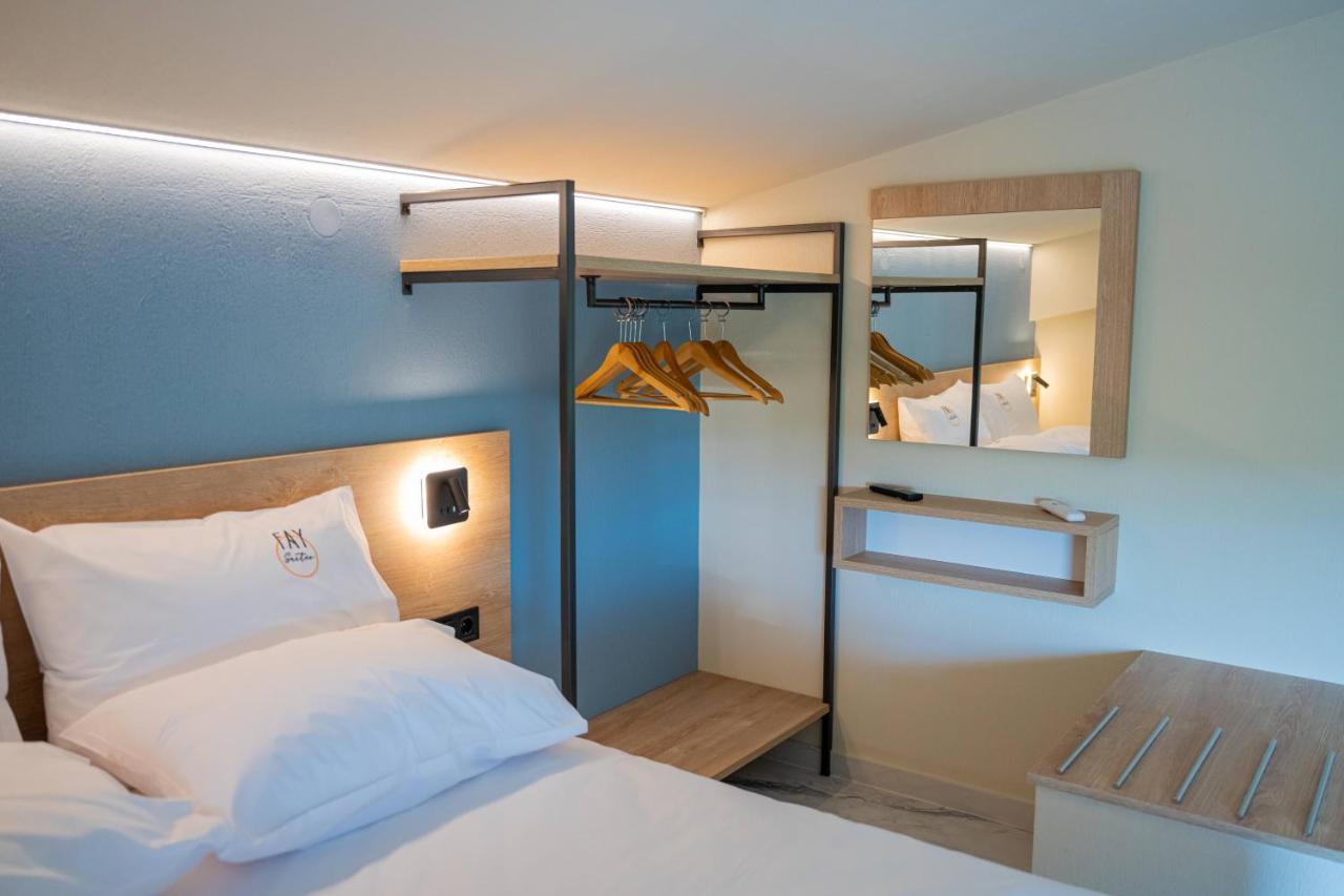 Fay Suites Flogita Exteriör bild