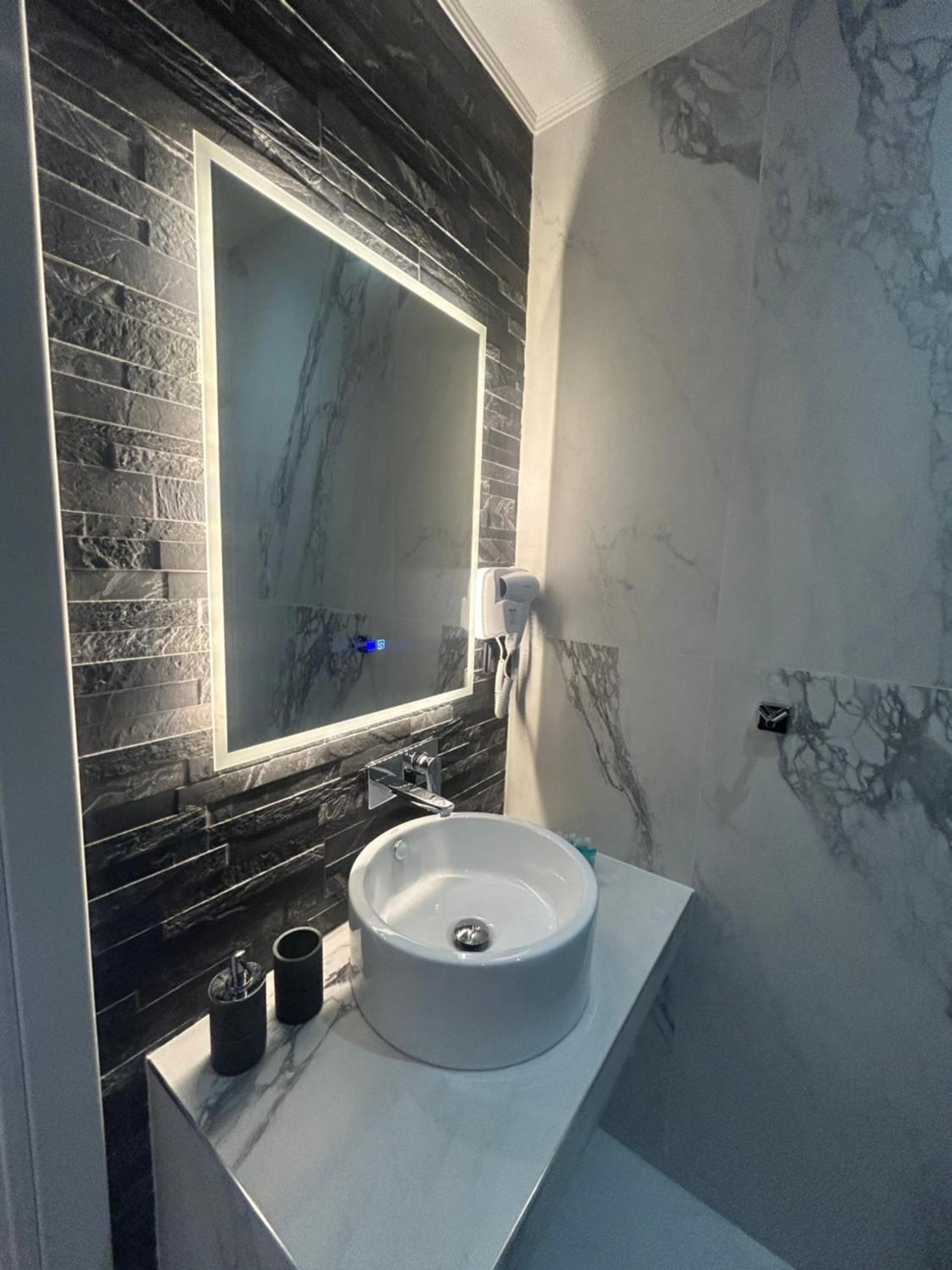 Fay Suites Flogita Exteriör bild