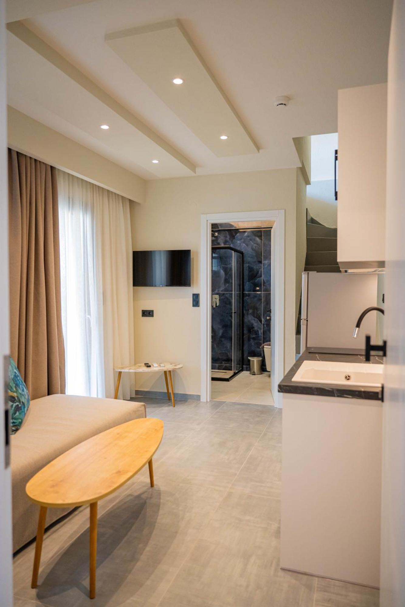 Fay Suites Flogita Exteriör bild